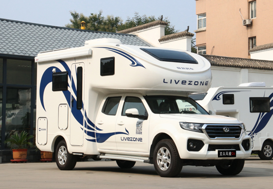 選這輛房車，只為更多山花爛漫