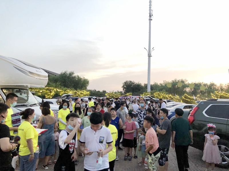 夏令營挑戰(zhàn)地?cái)偨?jīng)濟(jì)，覽眾房車不一樣的活動(dòng)