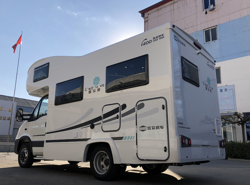 舒適旅行生活，這款房車(chē)必不可少